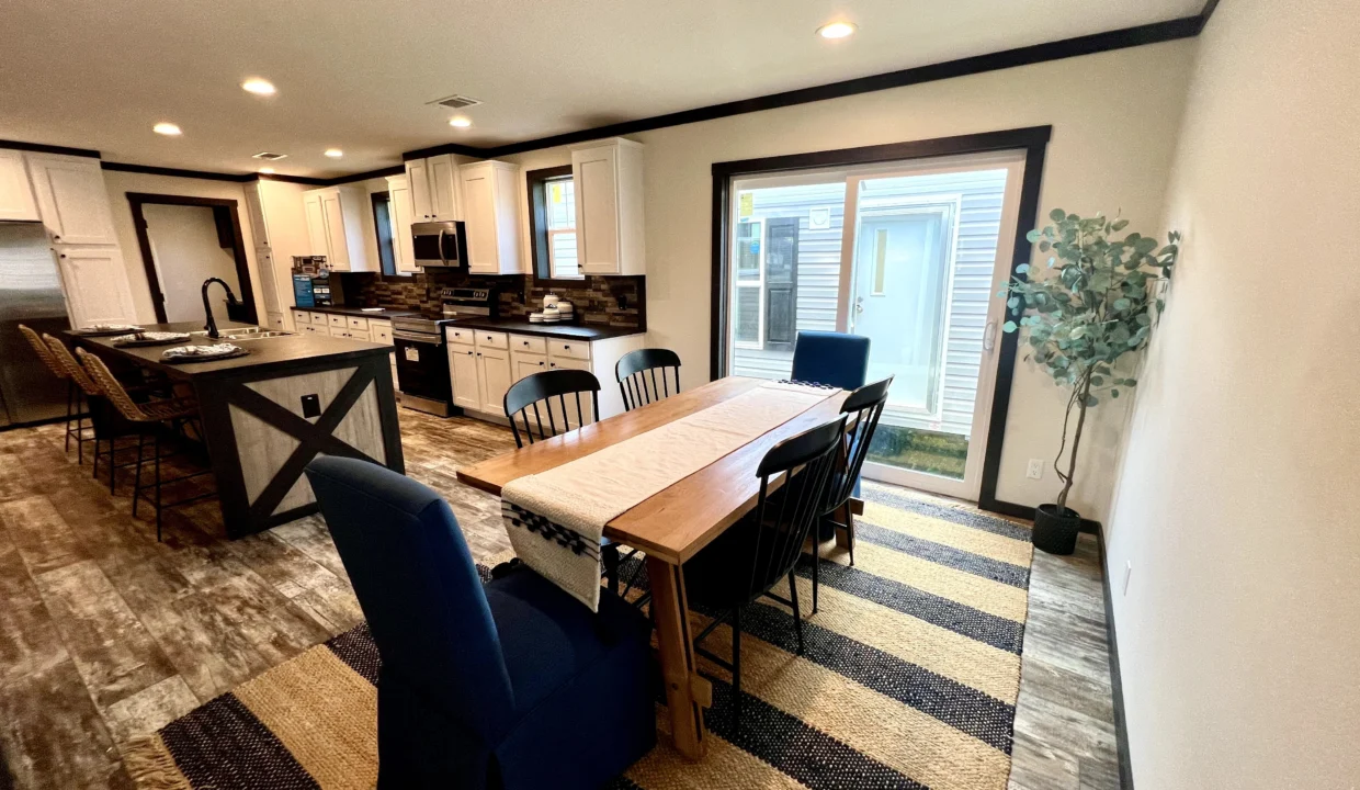 Elegant Manufactured Home Modern Design 12