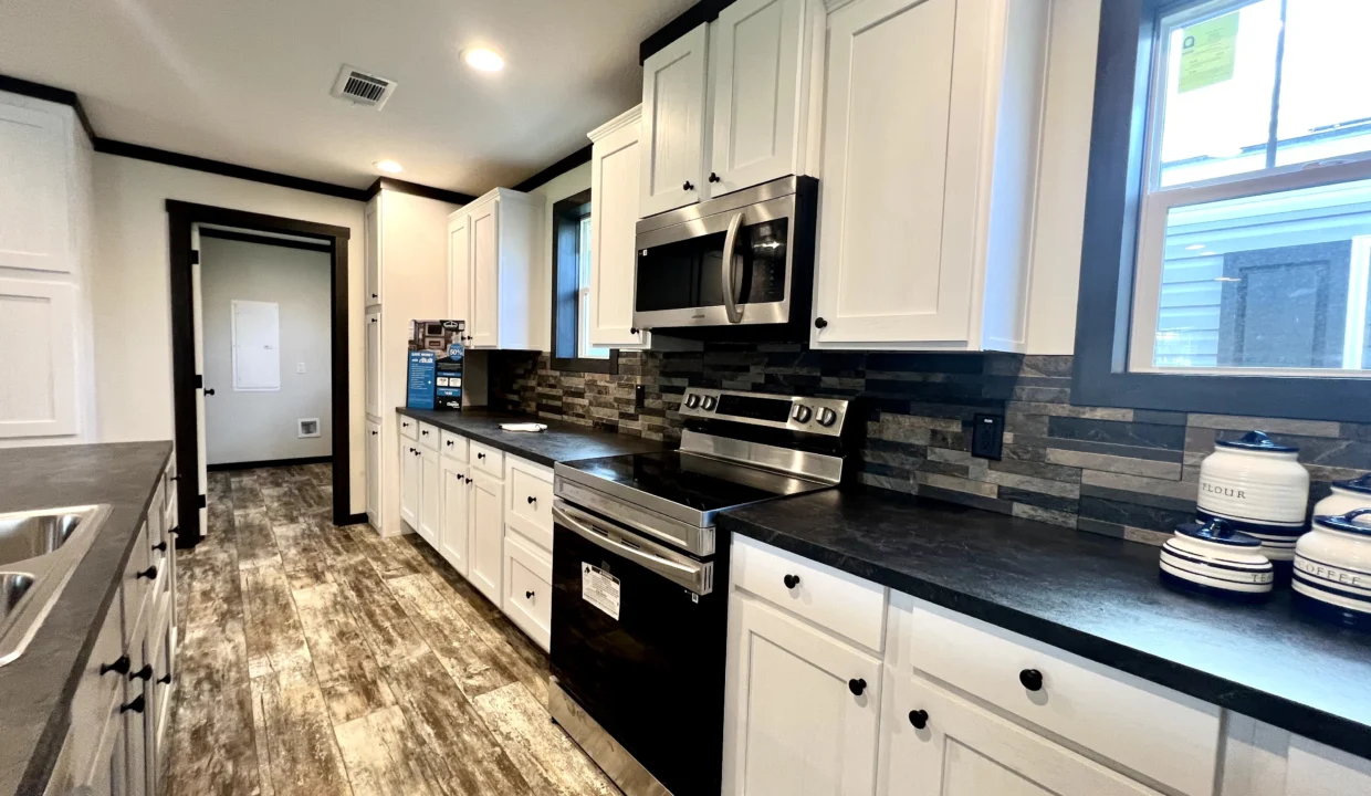 Elegant Manufactured Home Modern Design 14