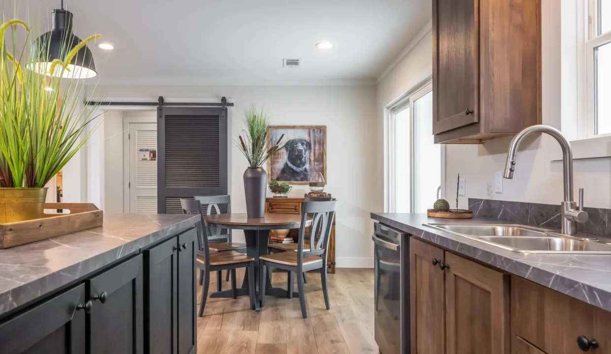 79947223 8df6 4cea Af43 Cf7cde0ff1b0